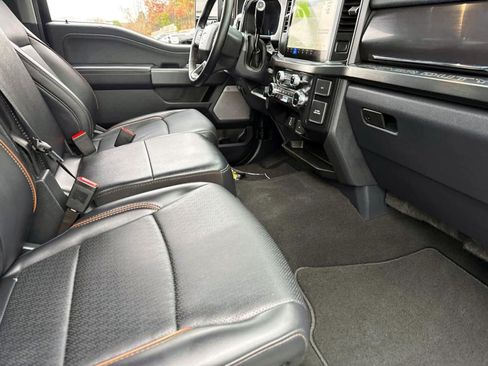 Used 2025 Ford F250 Lariat AWD/4WD image 12