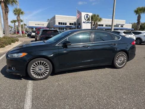 Used 2014 Ford Fusion Titanium image 2