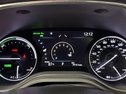 Used 2022 Toyota Avalon Limited w/ Advanced Safety Package FWD image 20