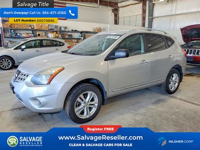 Used 2015 Nissan Rogue S w/ Convenience Package