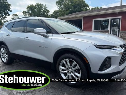 Used 2020 Chevrolet Blazer LT w/ Sound & Technology Package AWD/4WD image 1