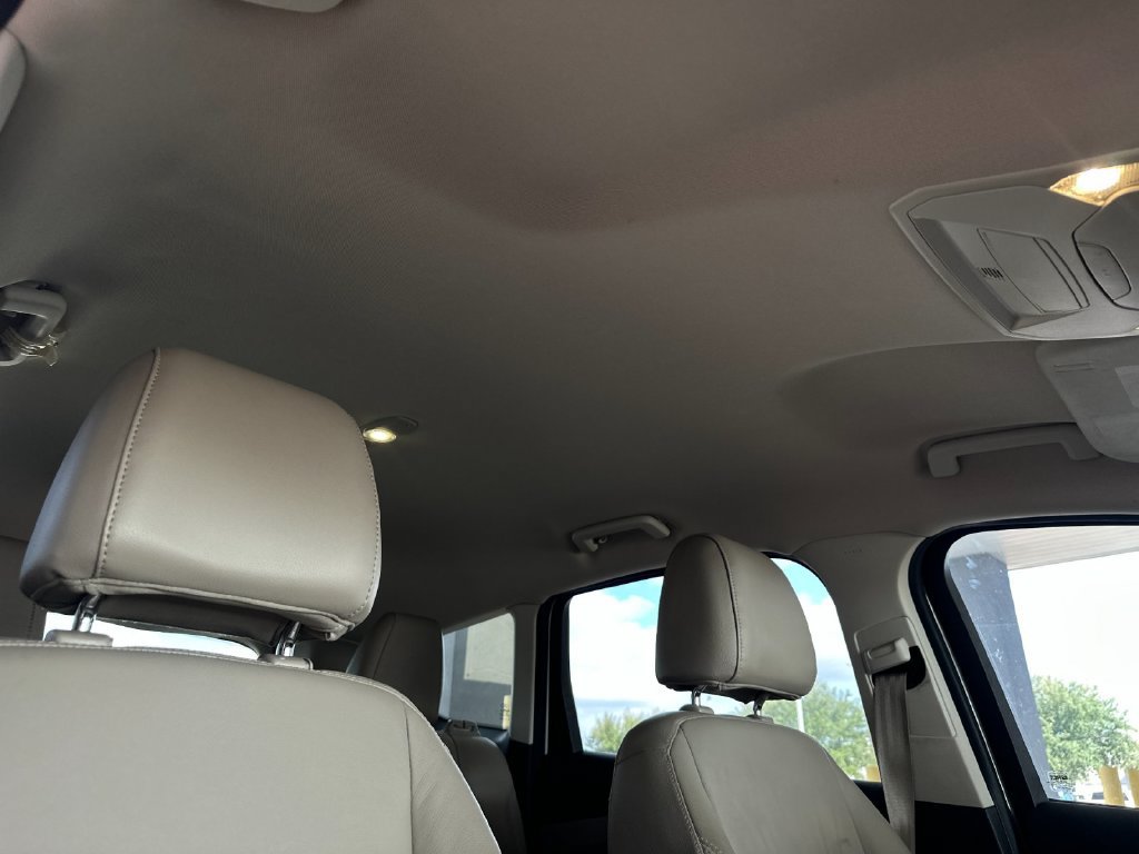 Used 2016 Ford Escape SE w/ SE Leather Comfort Package FWD image 16