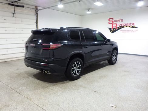 Used 2025 GMC Acadia AT4 w/ LPO, Floor Liner Package AWD/4WD image 4