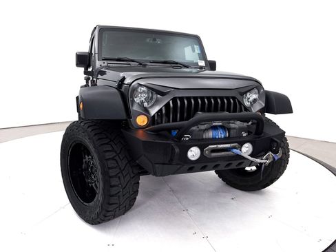 Used 2018 Jeep Wrangler Unlimited Sport S AWD/4WD image 5