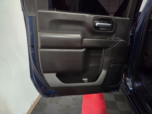 Used 2022 Chevrolet Silverado 2500 LT w/ Convenience Package image 35