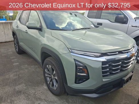 Used 2026 Chevrolet Equinox LT w/ Convenience Package II AWD/4WD image 3