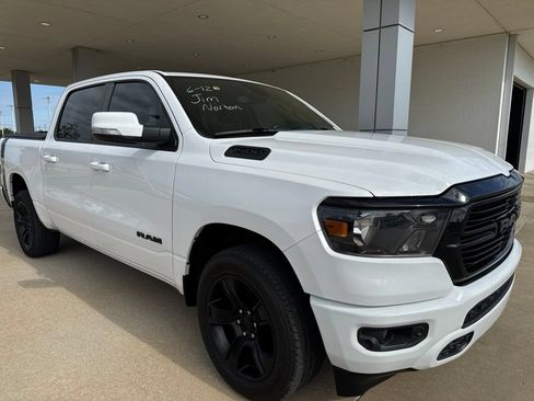 Used 2020 RAM 1500 Big Horn AWD/4WD image 4