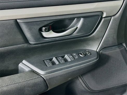 Certified 2020 Honda CR-V LX image 17