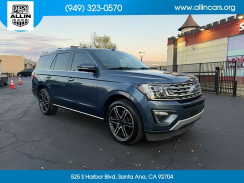 Used 2019 Ford Expedition Limited w/ Special Edition Package image 3