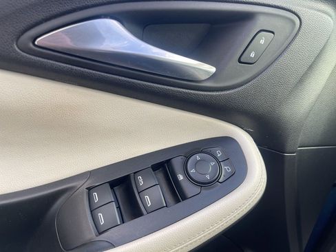 Certified 2024 Buick Encore GX Sport Touring image 21