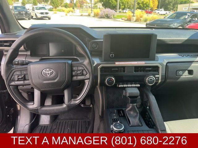 Used 2025 Toyota Tacoma SR5 AWD/4WD image 19