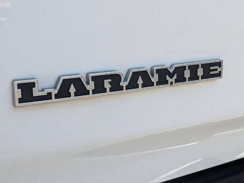 Used 2023 RAM 1500 Laramie AWD/4WD image 10