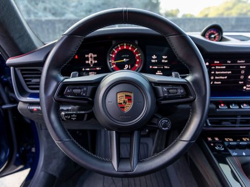 Used 2022 Porsche 911 GT3 image 32