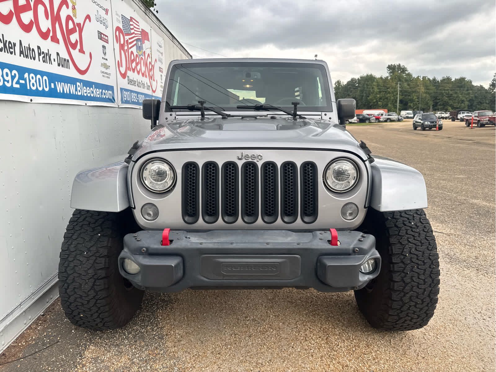 Used 2017 Jeep Wrangler Unlimited Rubicon AWD/4WD image 5