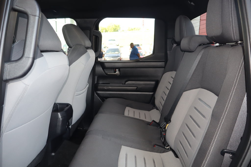 Used 2025 Toyota Tacoma TRD Off-Road AWD/4WD image 32