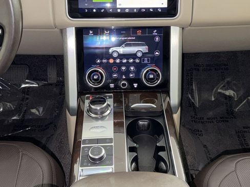 Used 2018 Land Rover Range Rover Supercharged image 22