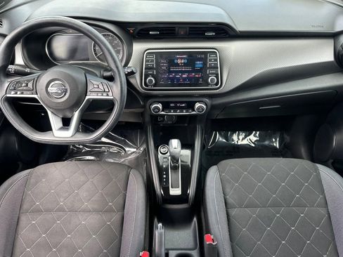 Used 2019 Nissan Kicks SV FWD image 26