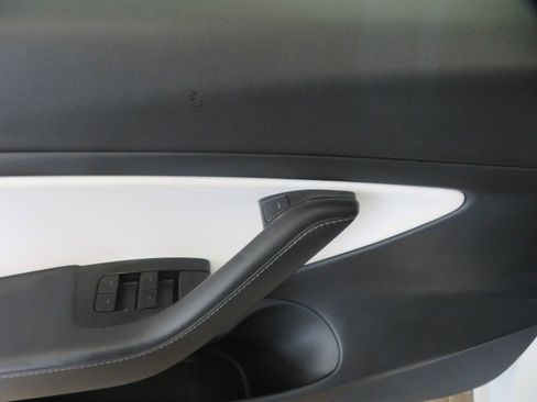 Used 2020 Tesla Model 3 Long Range AWD/4WD image 14
