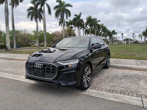 Used 2019 Audi Q8 Premium Plus AWD/4WD image 2