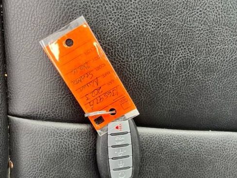 Used 2023 Nissan Sentra SR w/ SR Premium Package FWD image 14