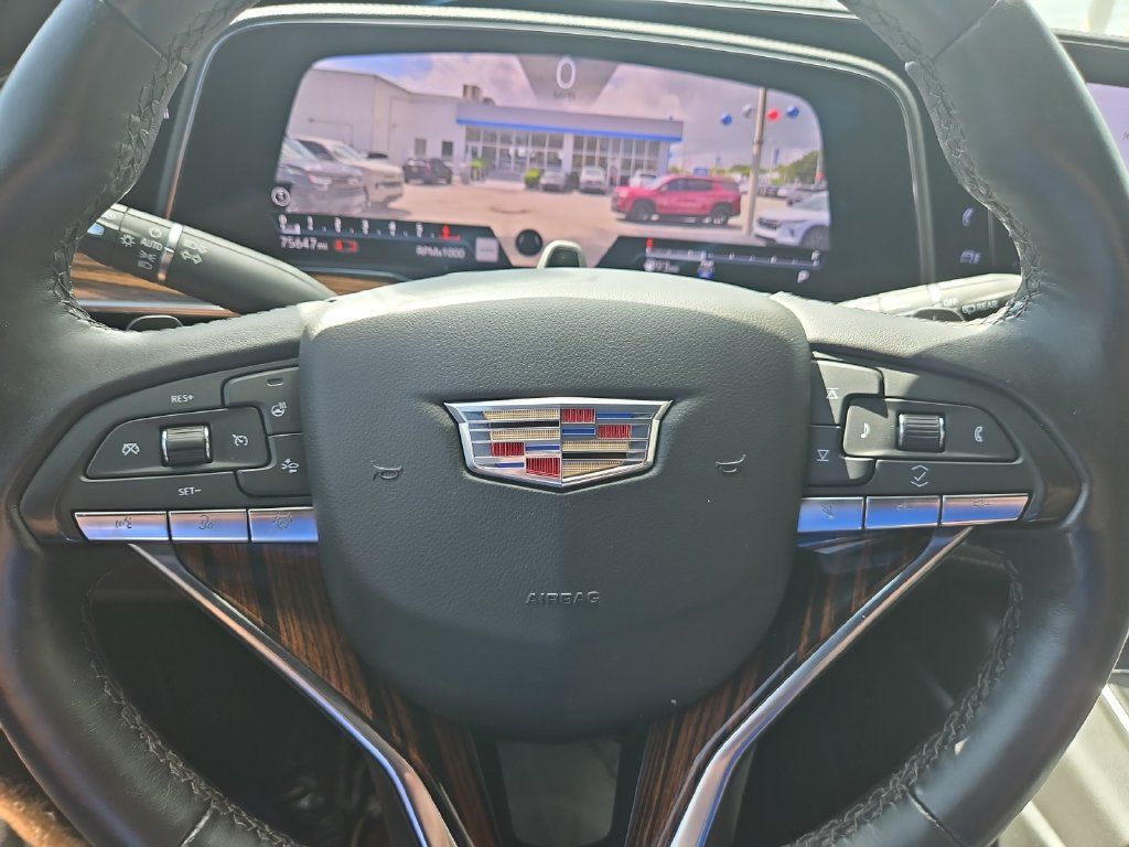 Used 2022 Cadillac Escalade ESV Premium Luxury AWD/4WD image 23