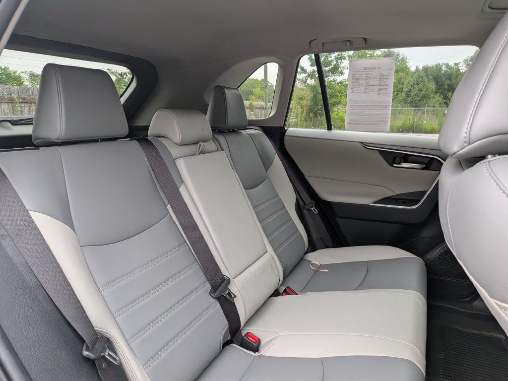 Used 2021 Toyota RAV4 XLE Premium AWD/4WD image 26