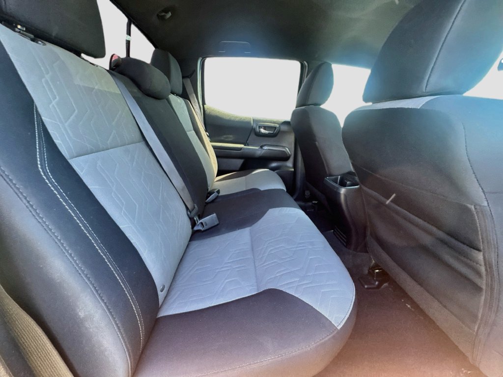 Used 2021 Toyota Tacoma TRD Sport w/ Technology Package RWD image 24