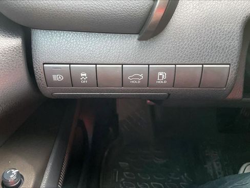 Used 2022 Toyota Camry SE FWD image 29