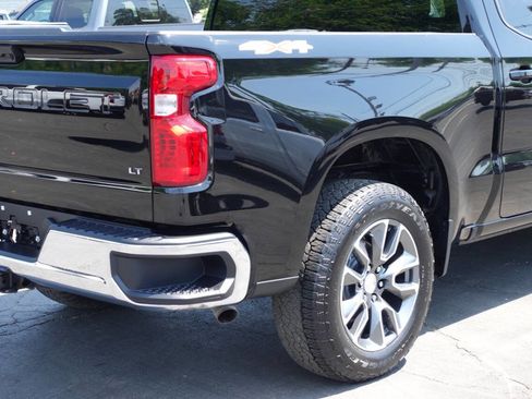 Used 2024 Chevrolet Silverado 1500 LT AWD/4WD image 10