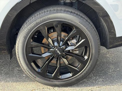 Used 2023 Kia Sorento SX image 11