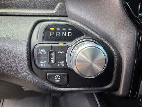 Used 2023 RAM 1500 Laramie AWD/4WD image 32