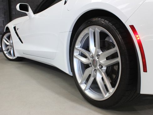 Used 2019 Chevrolet Corvette Stingray Coupe image 26