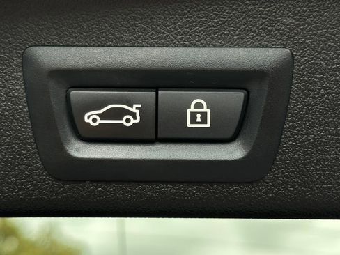 Used 2019 BMW X5 xDrive40i w/ Convenience Package image 46