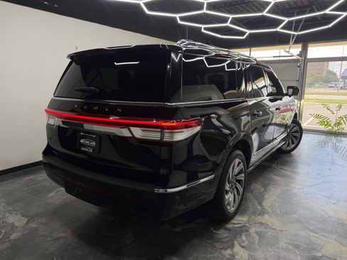 Used 2023 Lincoln Navigator L Reserve w/ Equipment Group 201A AWD/4WD image 5