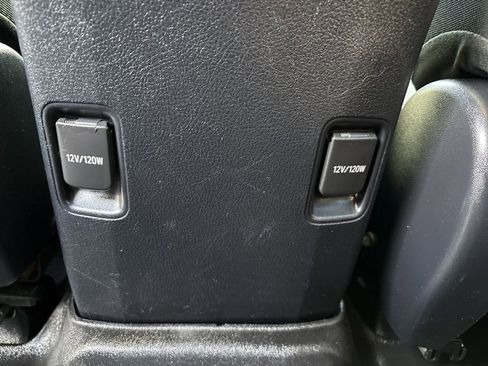 Used 2019 Toyota 4Runner TRD Off-Road image 10