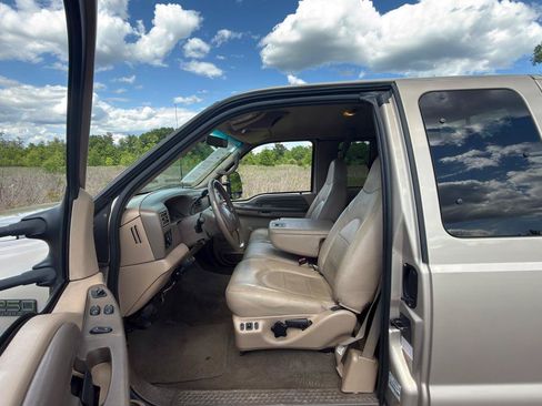 Used 1999 Ford F250 4x4 SuperCab Super Duty image 32