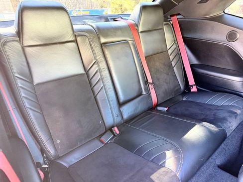 Used 2019 Dodge Challenger SRT Hellcat w/ Alcantara Appearance Package image 37