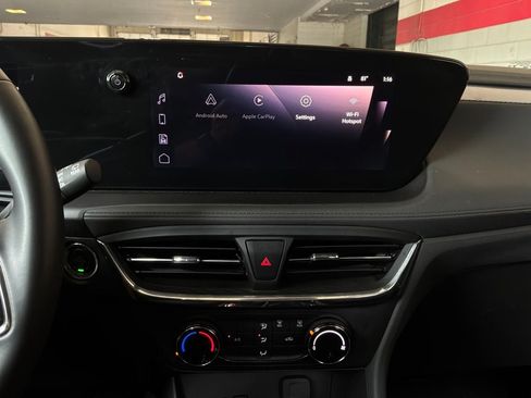 Used 2025 Buick Encore GX Preferred FWD image 24