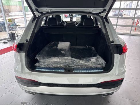 New 2025 Audi Q5 Premium image 9