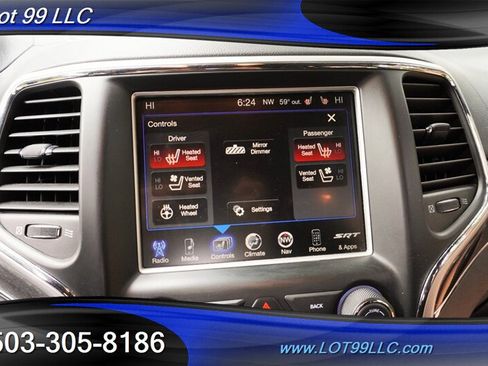 Used 2014 Jeep Grand Cherokee SRT8 w/ Luxury Group II AWD/4WD image 21