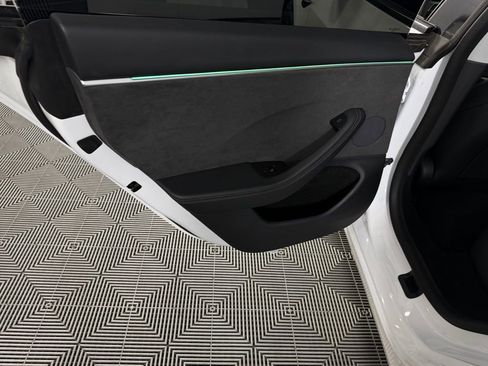 Used 2024 Tesla Model 3 Long Range image 29