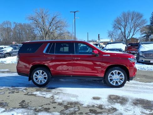 Used 2023 Chevrolet Tahoe High Country w/ Premium Package 2 AWD/4WD image 2