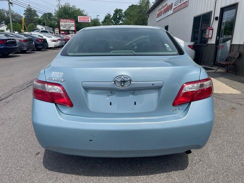 Used 2009 Toyota Camry XLE FWD image 5