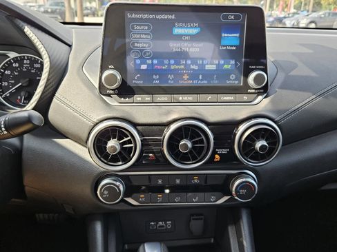 Used 2022 Nissan Sentra SV w/ Trunk Package image 8