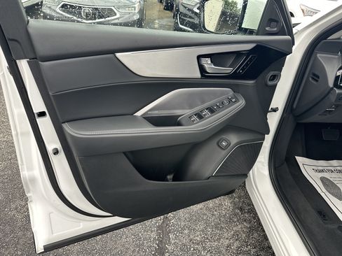 Certified 2026 Acura MDX FWD w/ Technology Package image 10