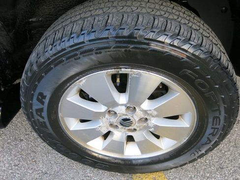 Used 2007 Mercury Mountaineer AWD image 33