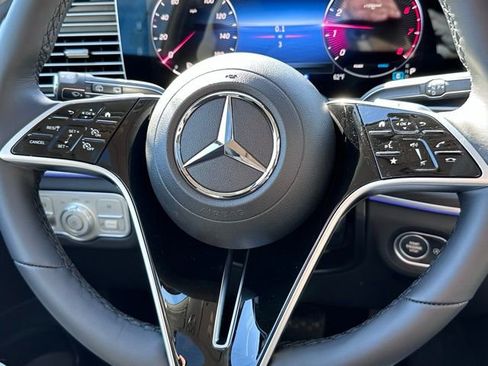 Used 2026 Mercedes-Benz GLE 350 4MATIC image 13
