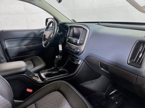 Used 2021 Chevrolet Colorado Z71 AWD/4WD image 27