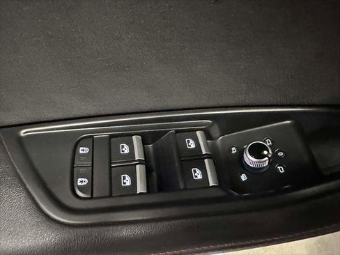 Used 2022 Audi S4 Premium Plus w/ Premium Plus Package image 16