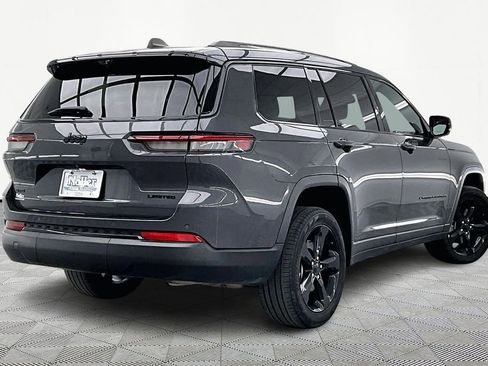 Used 2024 Jeep Grand Cherokee L Limited w/ Luxury Tech Group II image 2